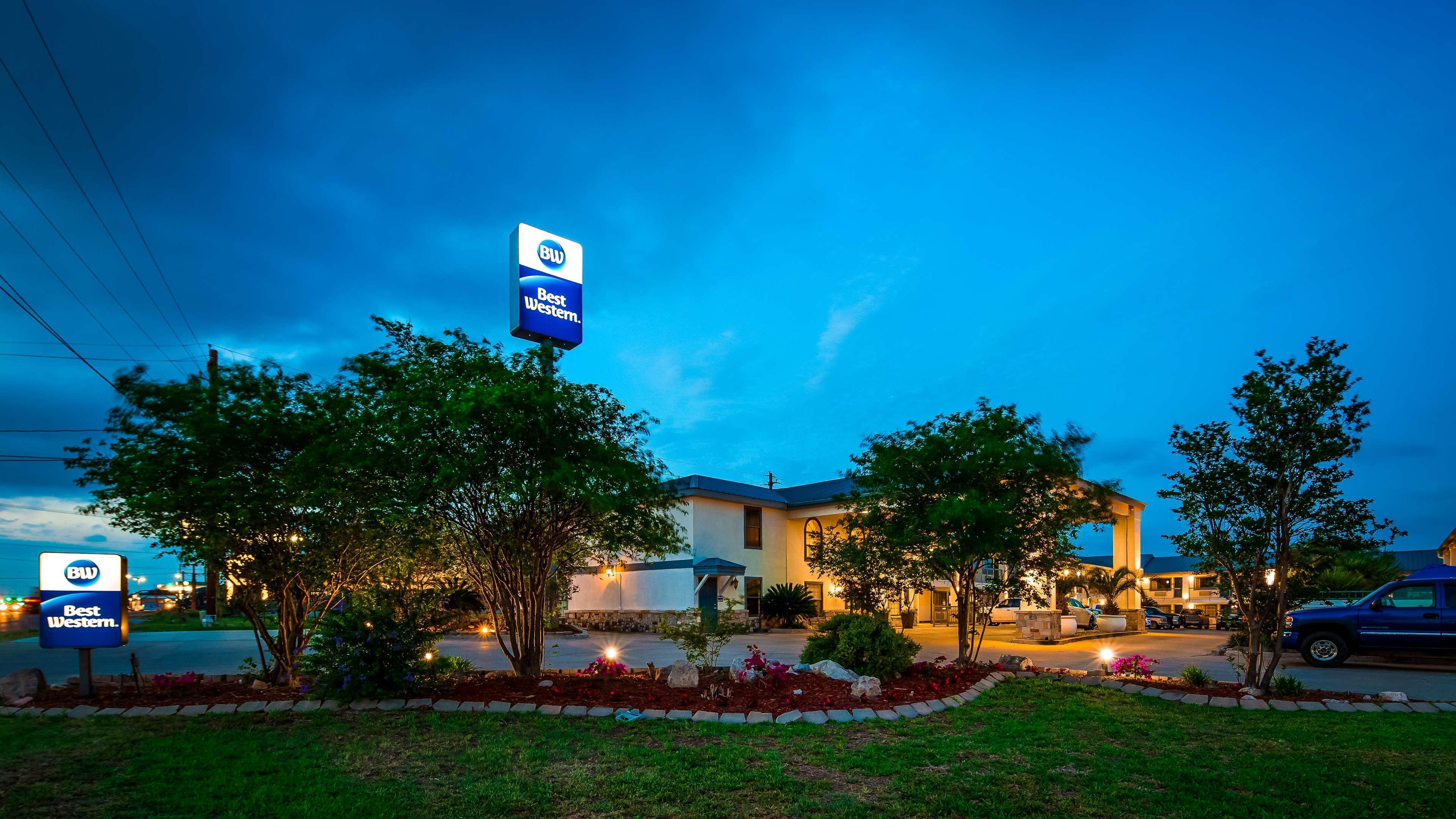 Best Western George West Executive Inn Extérieur photo