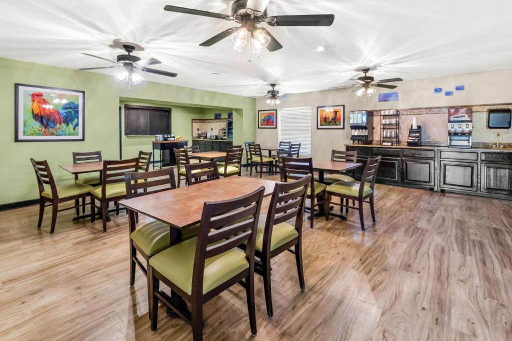 Best Western George West Executive Inn Extérieur photo